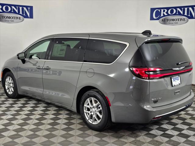 new 2025 Chrysler Pacifica car, priced at $50,067