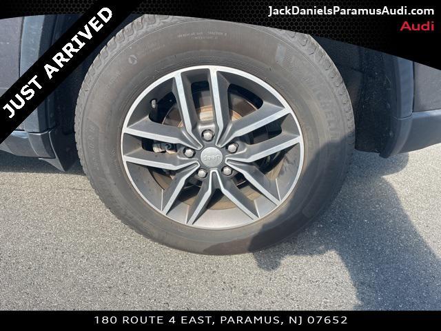 used 2018 Jeep Grand Cherokee car, priced at $18,995