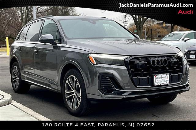 used 2025 Audi Q7 car, priced at $61,999