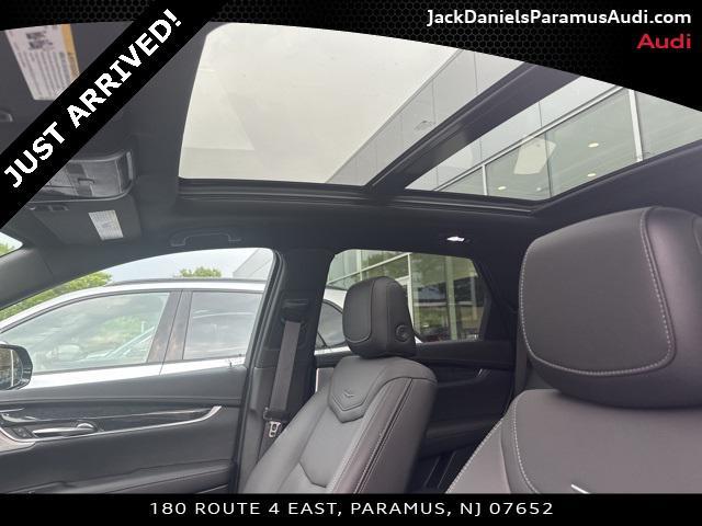 used 2022 Cadillac XT5 car, priced at $31,899