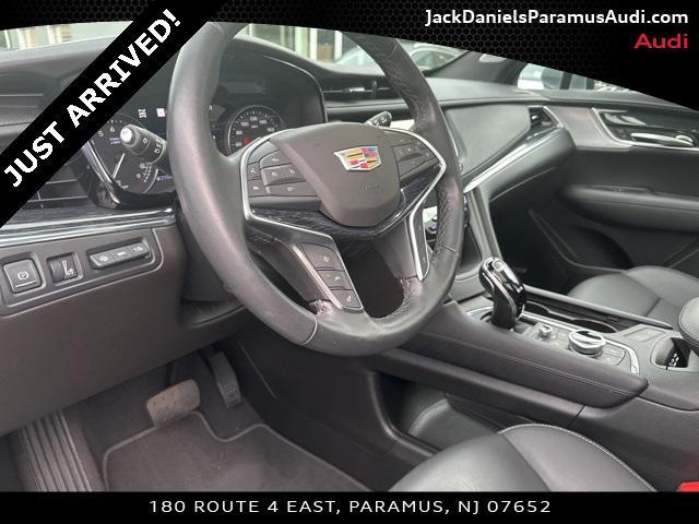 used 2022 Cadillac XT5 car, priced at $31,899