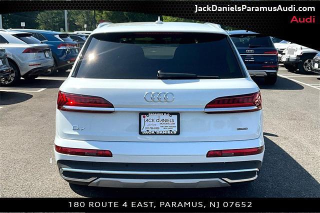 used 2020 Audi Q7 car, priced at $30,339