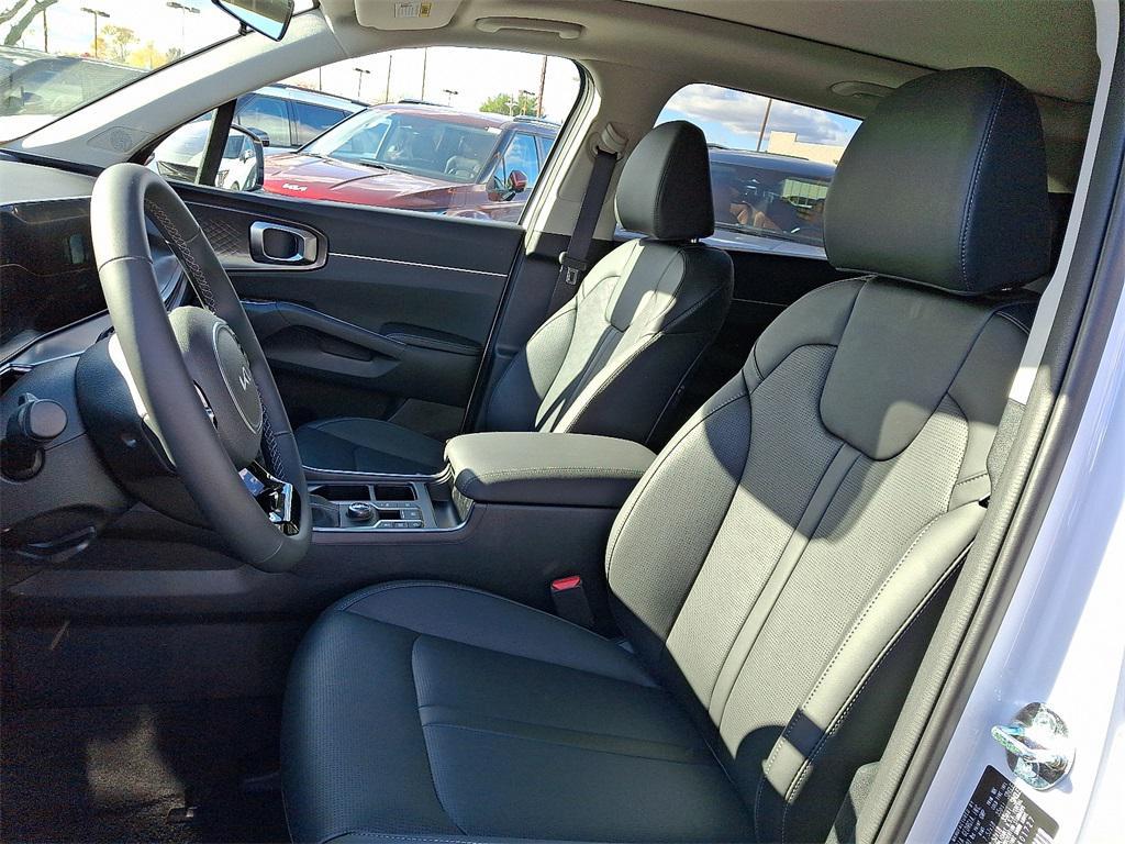 new 2025 Kia Sorento car, priced at $38,325