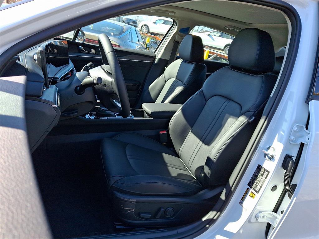 new 2025 Kia K5 car, priced at $36,490