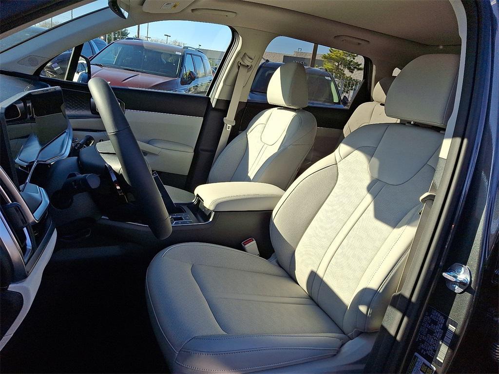 new 2026 Kia Sorento Hybrid car, priced at $44,575