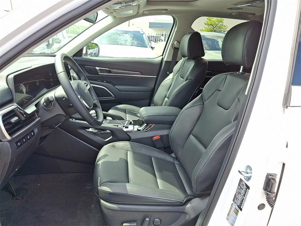 new 2025 Kia Telluride car, priced at $43,650