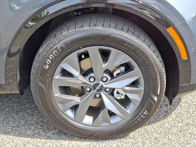 new 2025 Kia Sportage Hybrid car, priced at $39,930