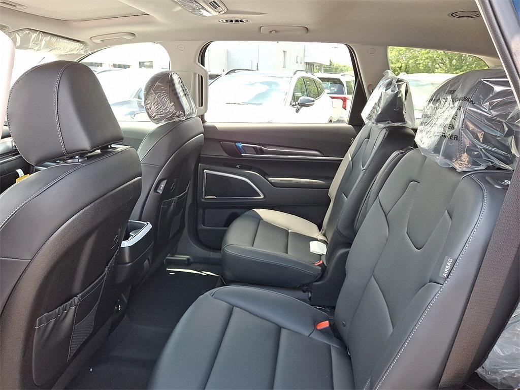 new 2025 Kia Telluride car, priced at $43,650
