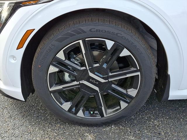 new 2025 Kia EV6 car, priced at $61,210