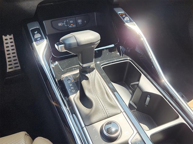 new 2025 Kia Sorento car, priced at $48,655