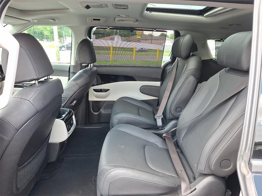 used 2023 Kia Carnival car, priced at $40,500
