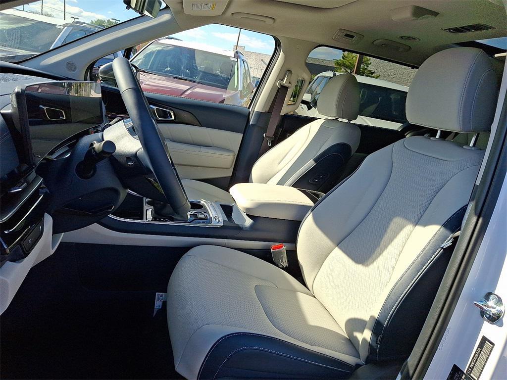 new 2026 Kia Carnival car, priced at $53,020