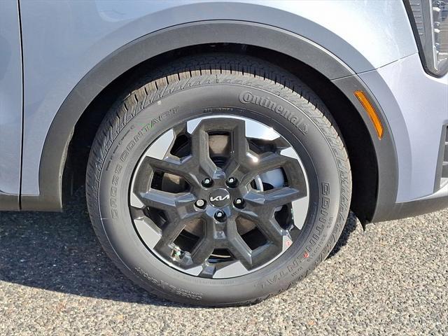 new 2025 Kia Sorento car, priced at $37,955