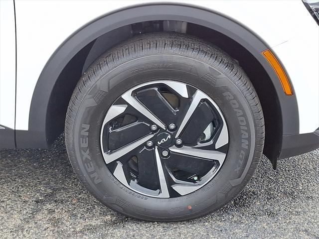 new 2025 Kia Sportage Hybrid car, priced at $32,510