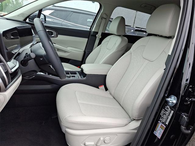 new 2025 Kia Sorento car, priced at $41,355