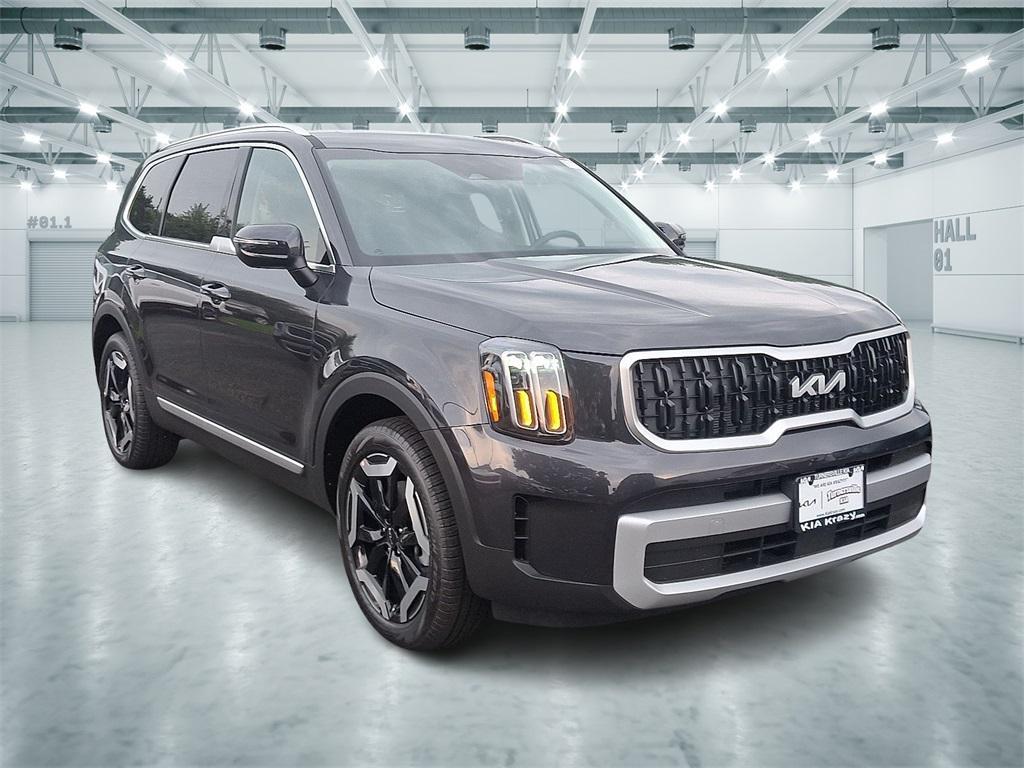 new 2025 Kia Telluride car, priced at $46,785