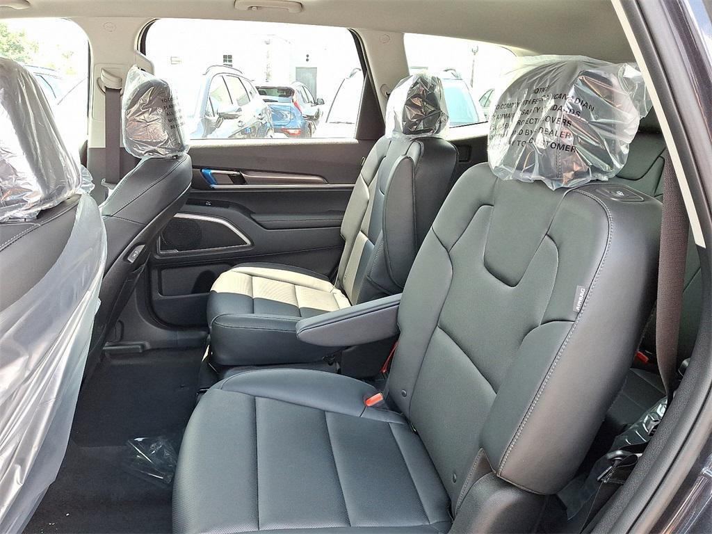 new 2025 Kia Telluride car, priced at $43,155