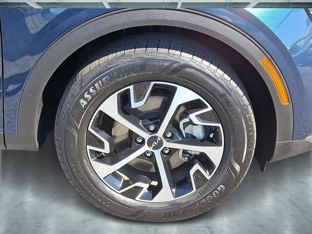 used 2025 Kia Sportage Hybrid car, priced at $34,500