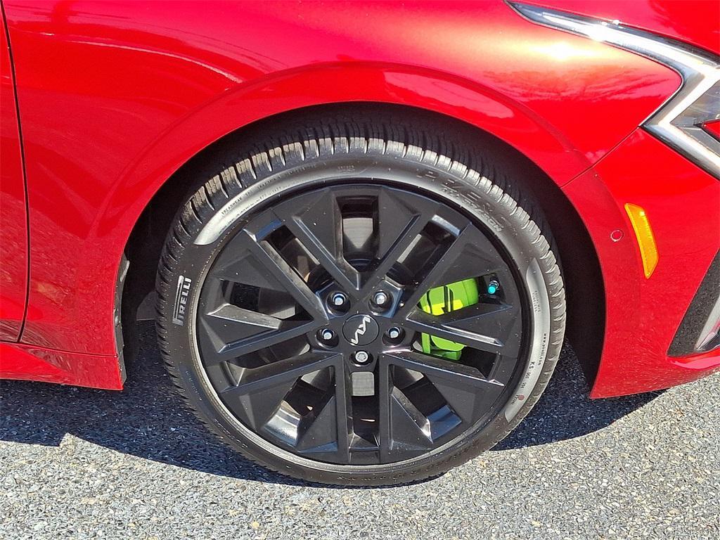 new 2025 Kia K5 car, priced at $39,325