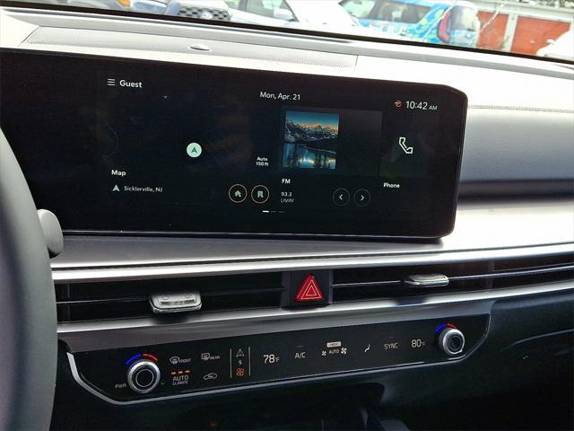 new 2025 Kia Sorento car, priced at $37,955