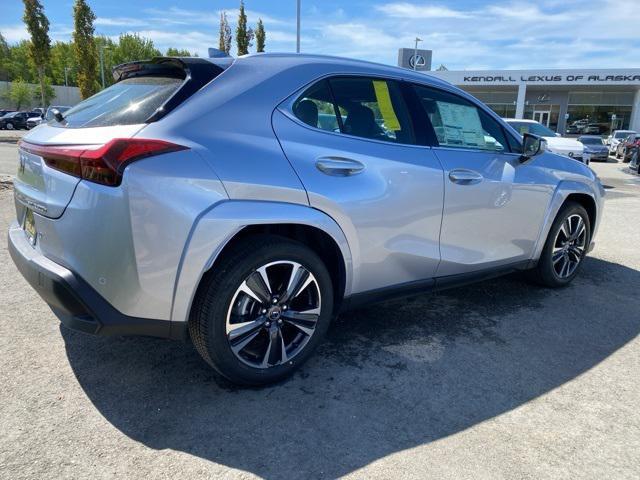 new 2025 Lexus UX 300h car, priced at $44,284