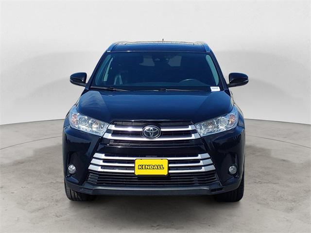 used 2019 Toyota Highlander car, priced at $23,888