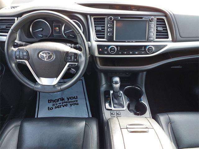 used 2019 Toyota Highlander car, priced at $23,888