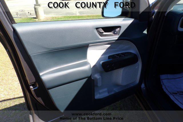 new 2025 Ford Maverick car, priced at $33,074