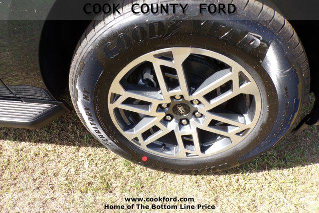 new 2025 Ford Expedition car, priced at $70,000