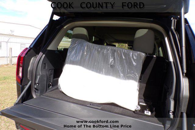 new 2025 Ford Expedition car, priced at $70,000