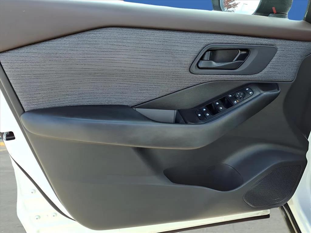 used 2023 Nissan Rogue car, priced at $18,900