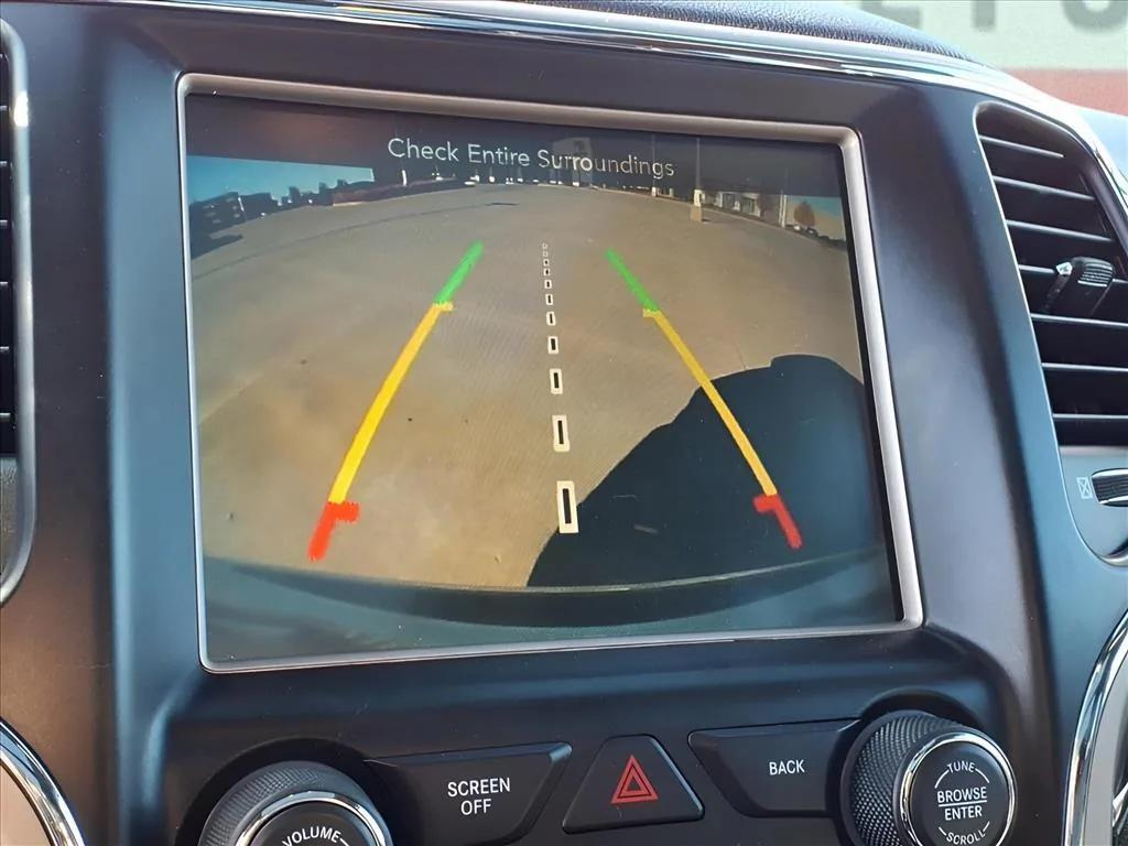 used 2015 Jeep Grand Cherokee car, priced at $15,500