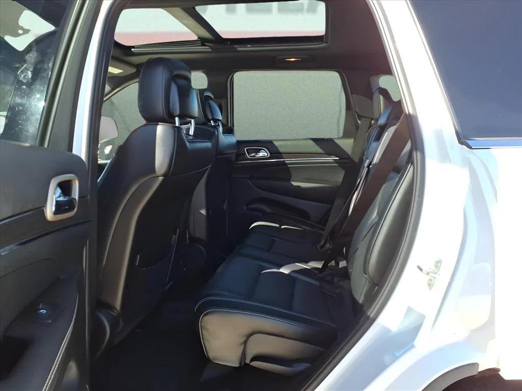 used 2015 Jeep Grand Cherokee car, priced at $15,500