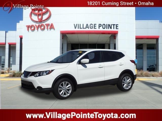 used 2018 Nissan Rogue Sport car, priced at $19,900