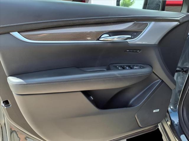 used 2021 Cadillac XT6 car, priced at $30,500