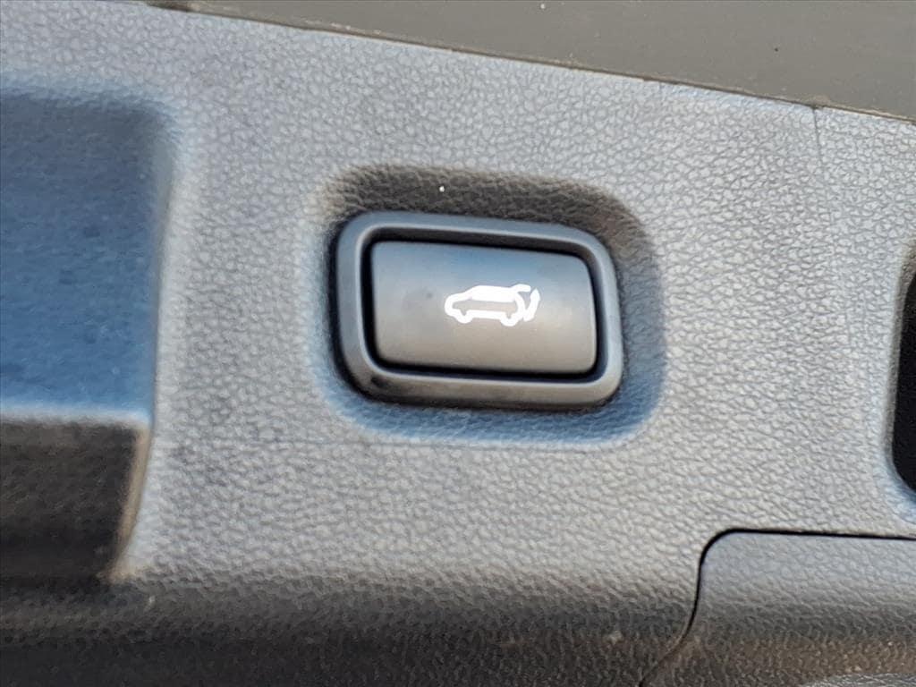 used 2023 Hyundai Santa Fe car, priced at $21,900