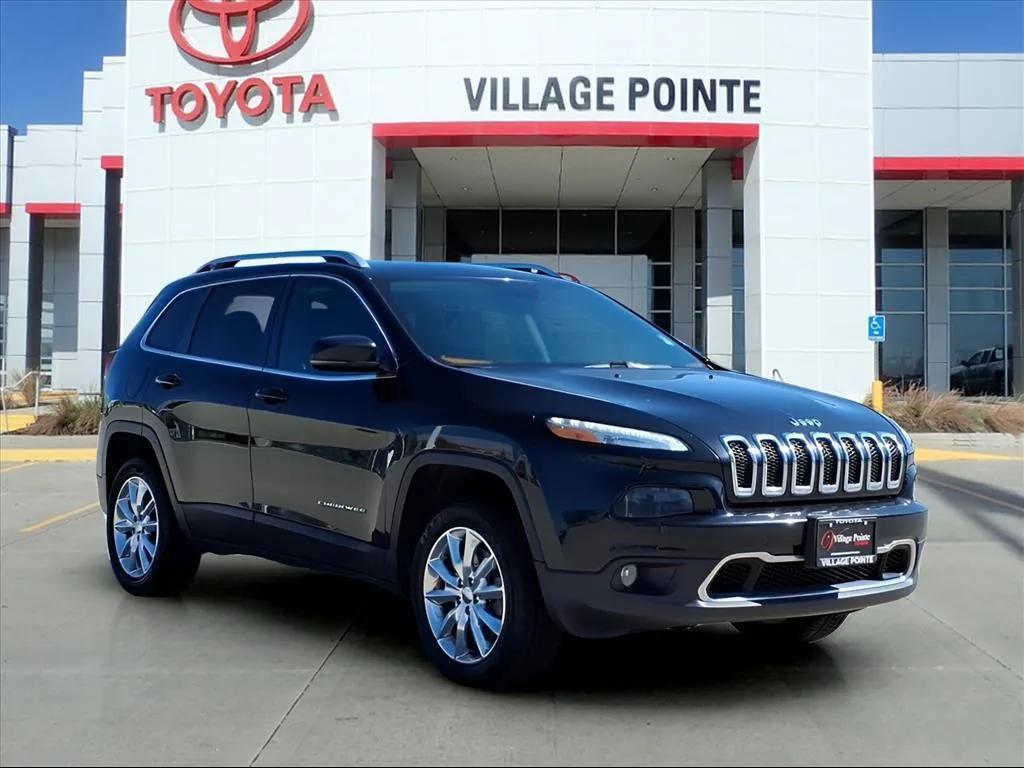 used 2015 Jeep Cherokee car, priced at $10,900