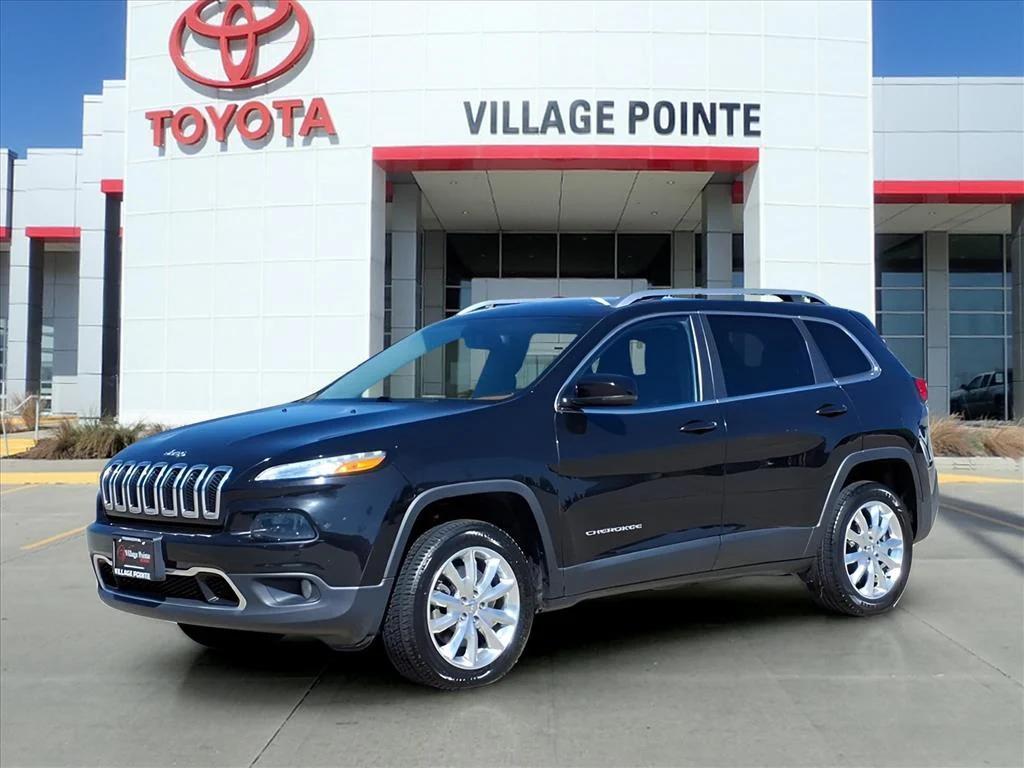 used 2015 Jeep Cherokee car, priced at $10,900
