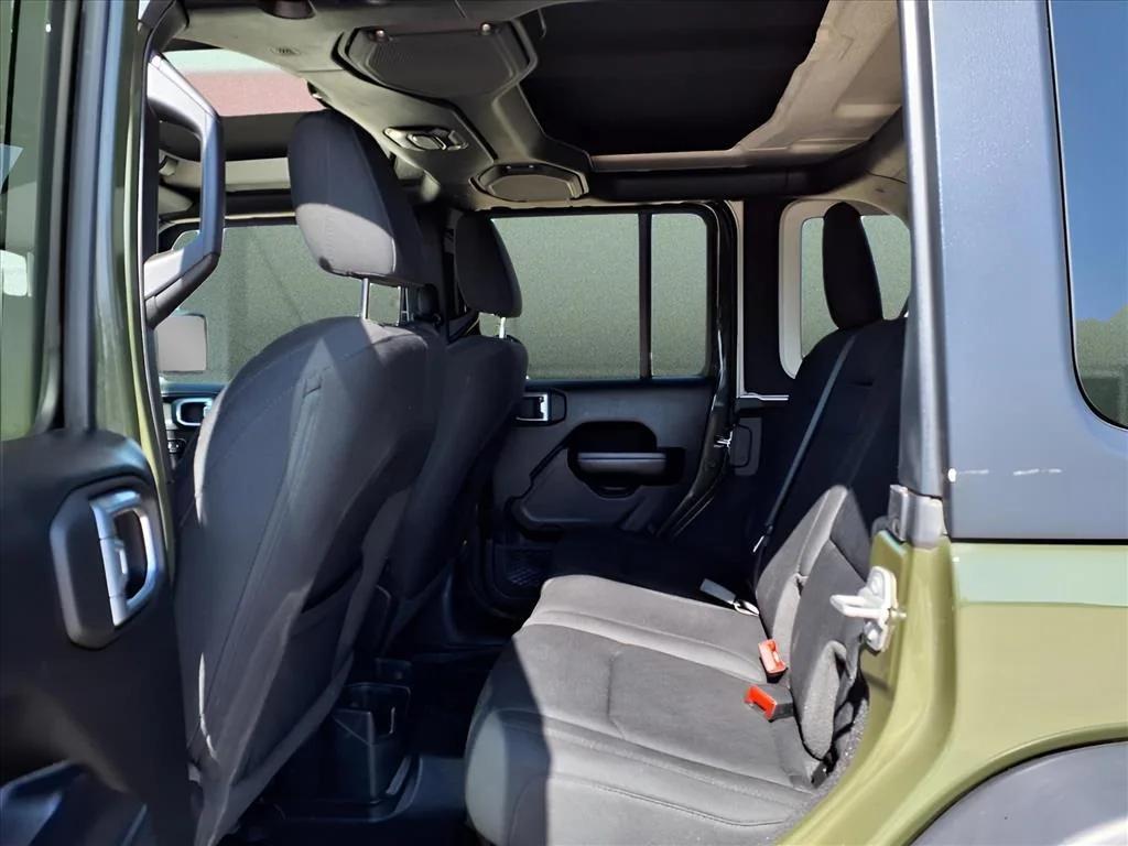 used 2021 Jeep Wrangler Unlimited car, priced at $27,984