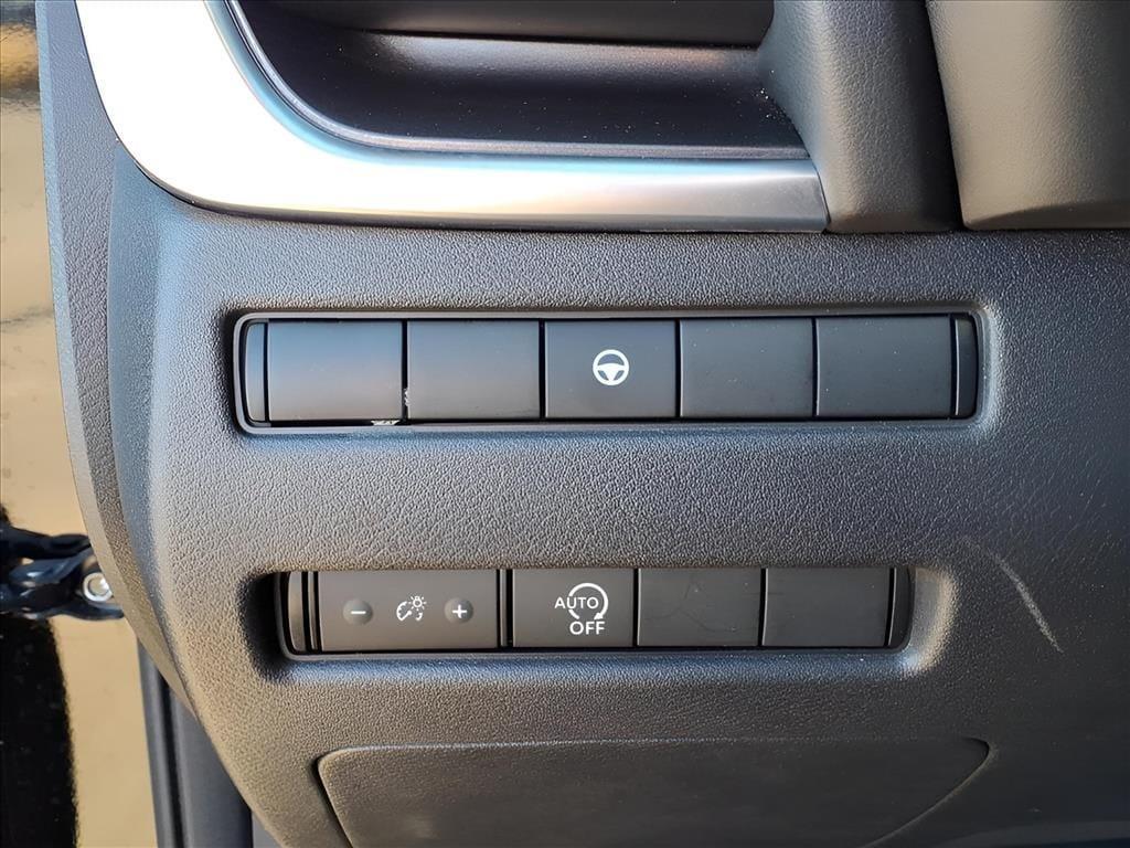 used 2023 Nissan Rogue car, priced at $21,900