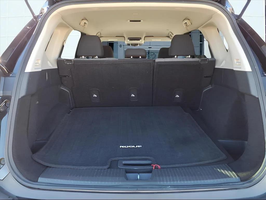 used 2023 Nissan Rogue car, priced at $21,900