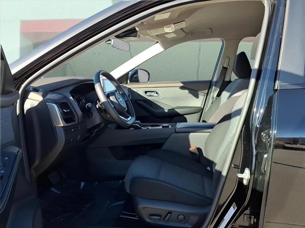 used 2023 Nissan Rogue car, priced at $21,900