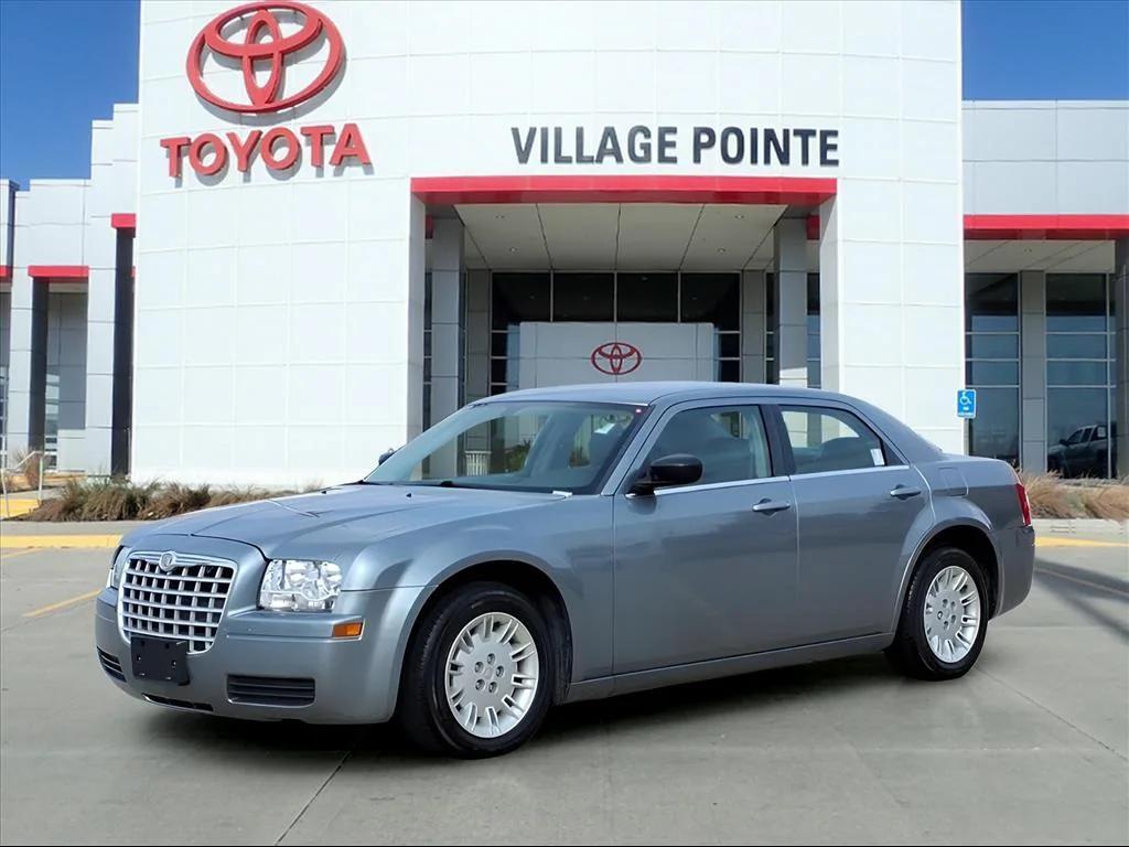 used 2007 Chrysler 300 car, priced at $7,900