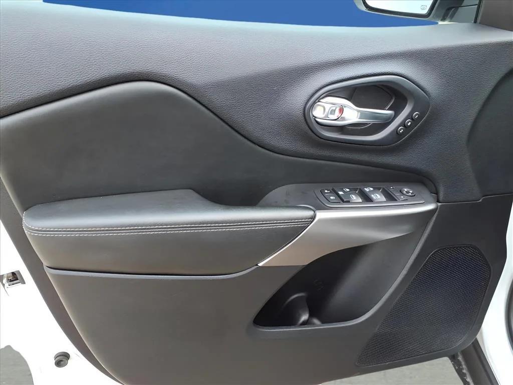 used 2019 Jeep Cherokee car, priced at $18,500