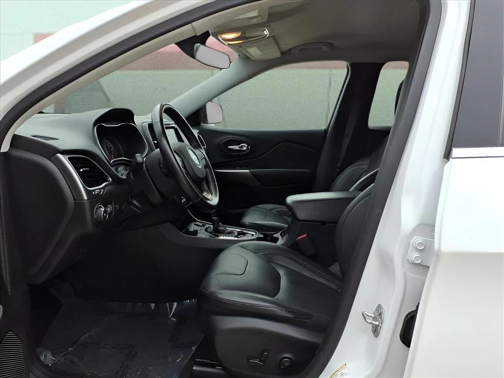 used 2019 Jeep Cherokee car, priced at $18,500