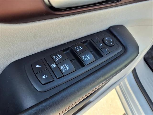 used 2017 Chrysler Pacifica car, priced at $15,912
