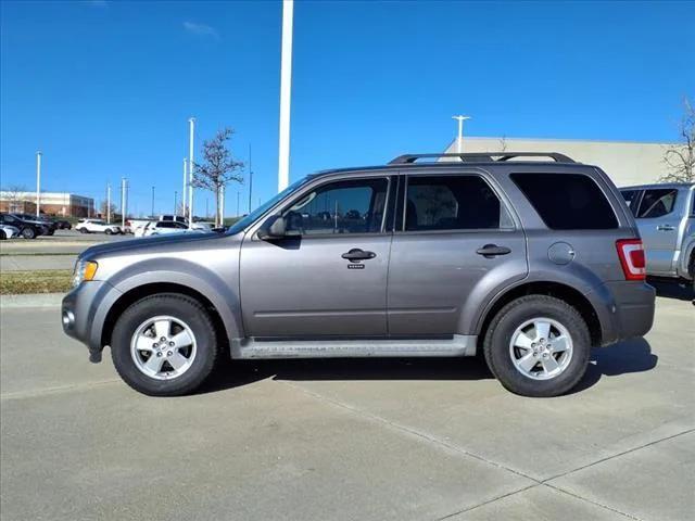 used 2010 Ford Escape car, priced at $5,500