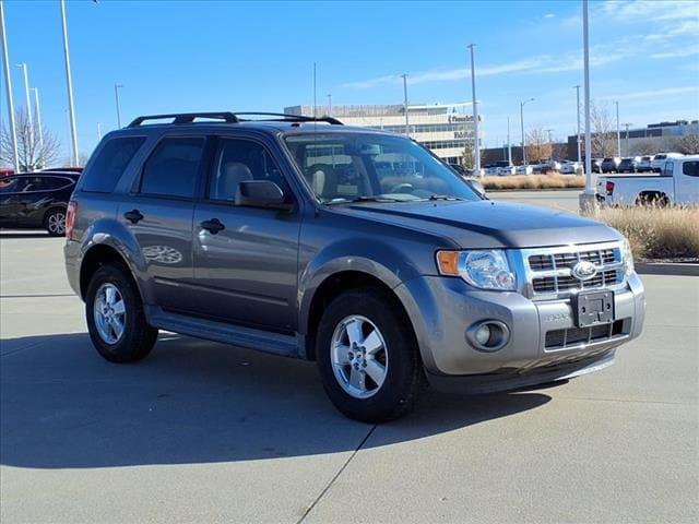 used 2010 Ford Escape car, priced at $5,500