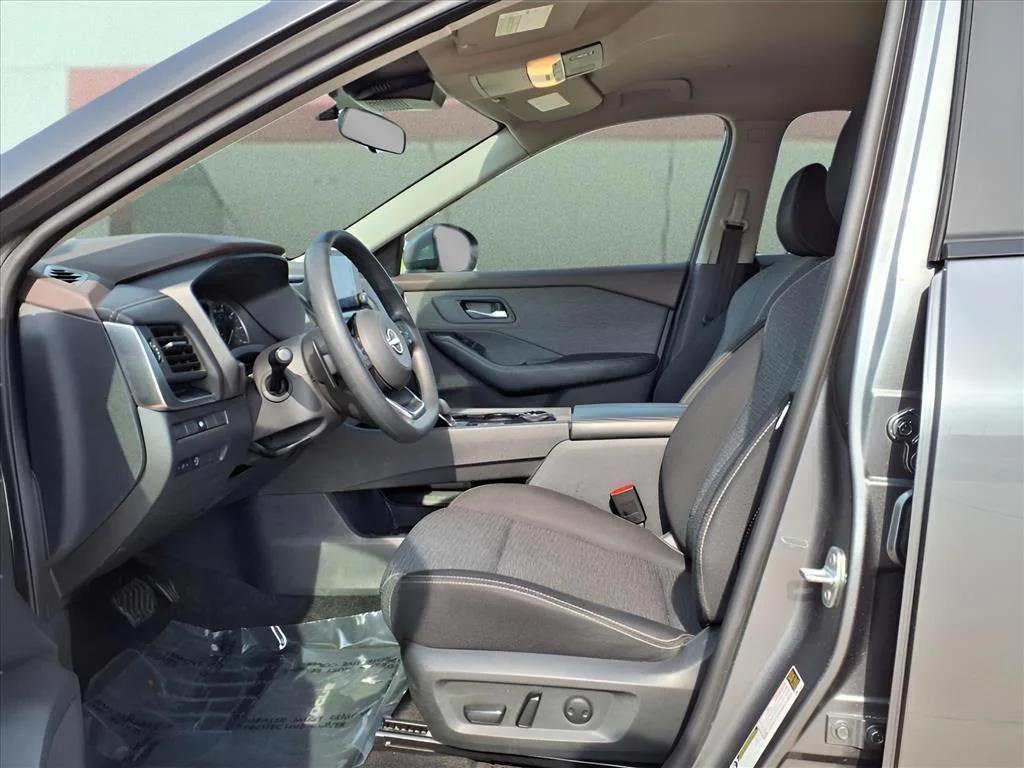 used 2023 Nissan Rogue car, priced at $24,584