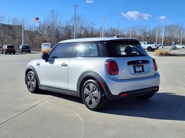 used 2022 MINI Hardtop car, priced at $18,800